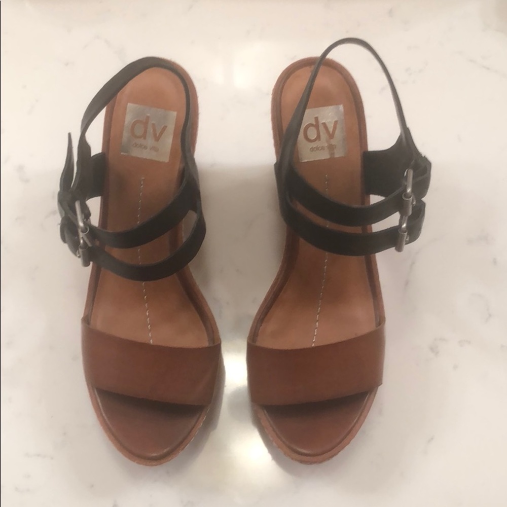 Dolce Vita Wedge size 8 1/2